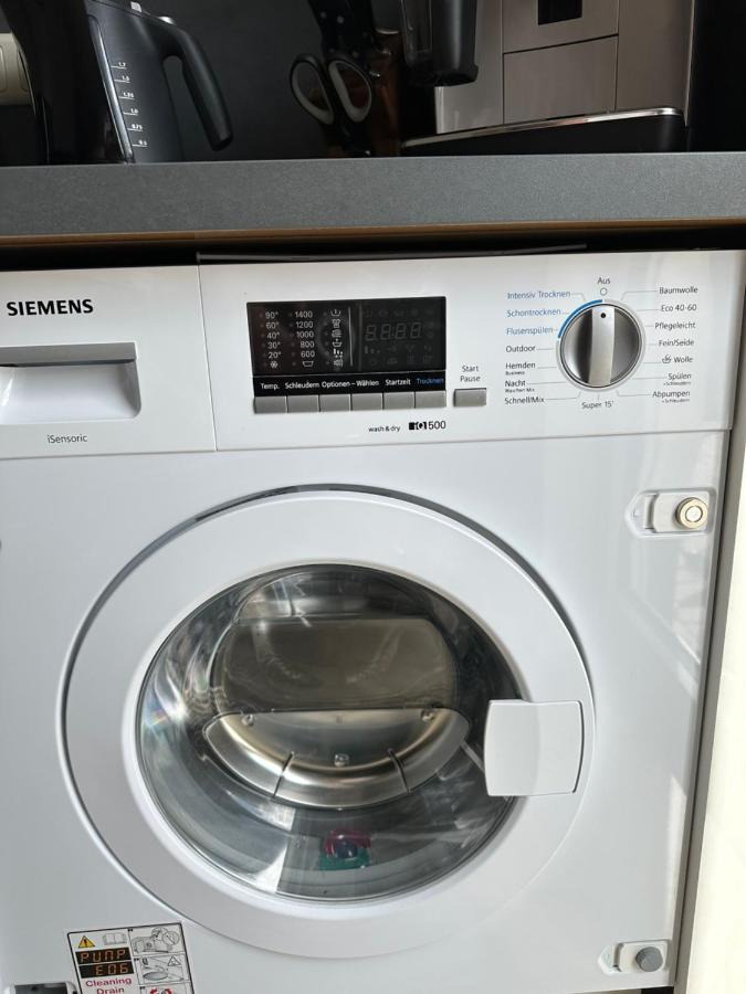 ベルリンTraumhafte Haushaelfte Mit Kamin, Garten & Whirlpoolアパートメント エクステリア 写真